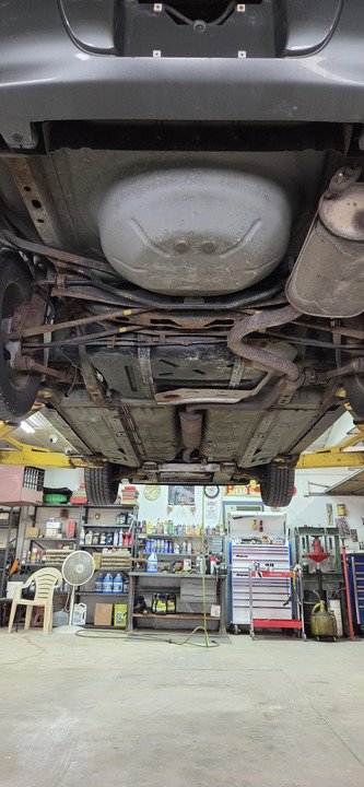 Used 2005 Buick LaCrosse CXL FWD image 38