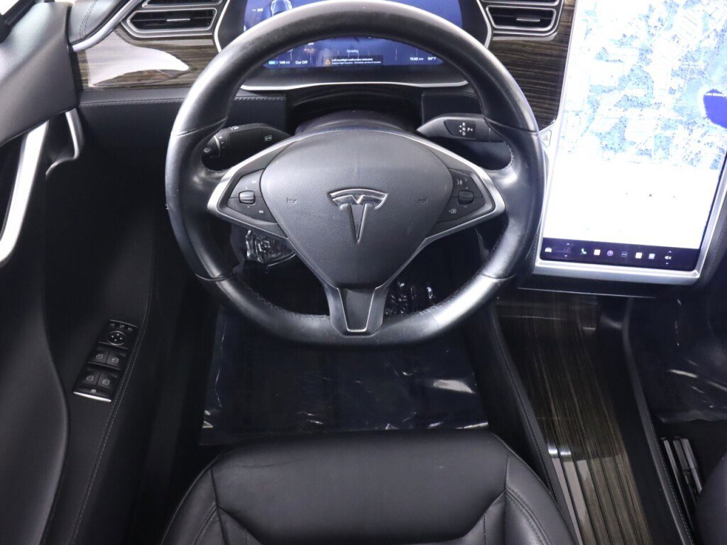 Used 2015 Tesla Model S 70D AWD/4WD image 30
