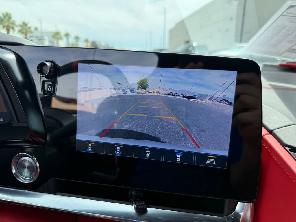 Used 2020 Chevrolet Corvette Stingray Premium Cpe w/ 3LT Preferred Equipment Group image 27