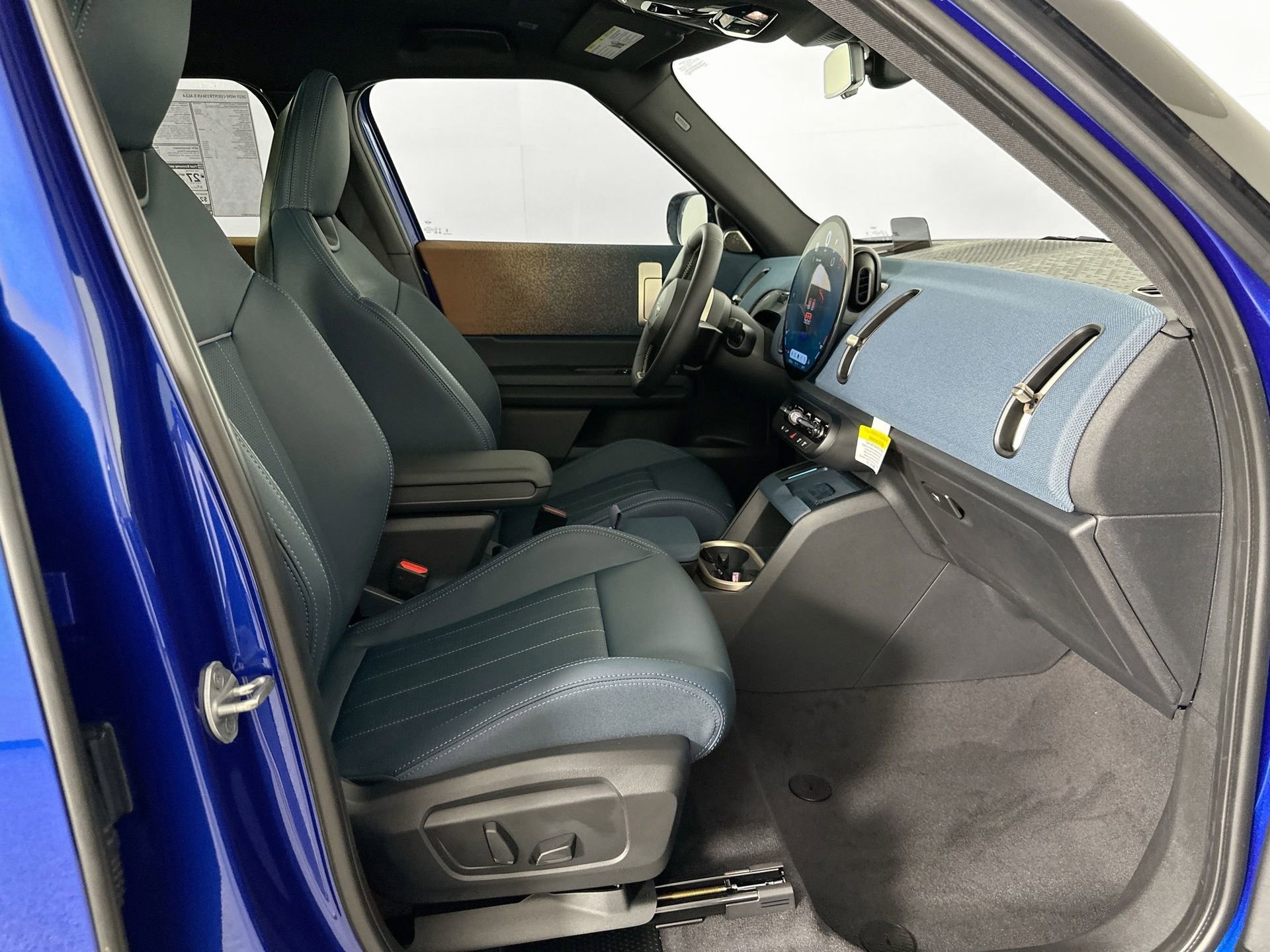 New 2025 MINI Cooper Countryman S w/ Comfort Package Max image 28