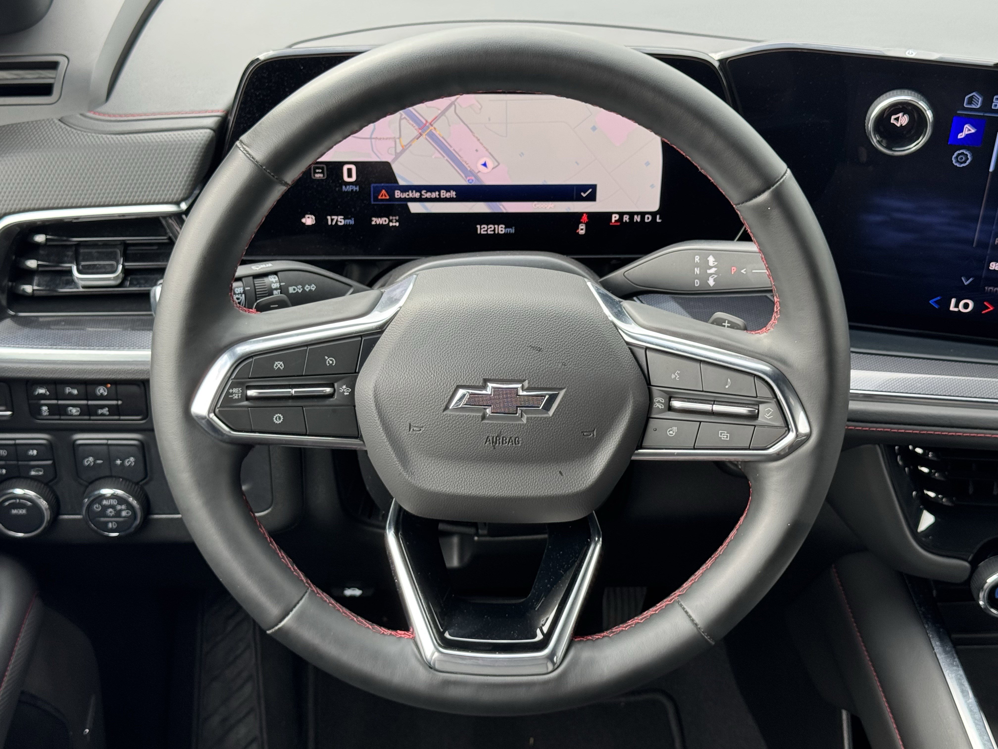 Used 2025 Chevrolet Suburban RST w/ Comfort Package image 16