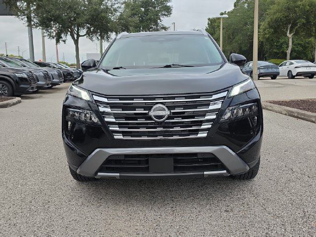 Certified 2026 Nissan Rogue SL AWD/4WD image 3