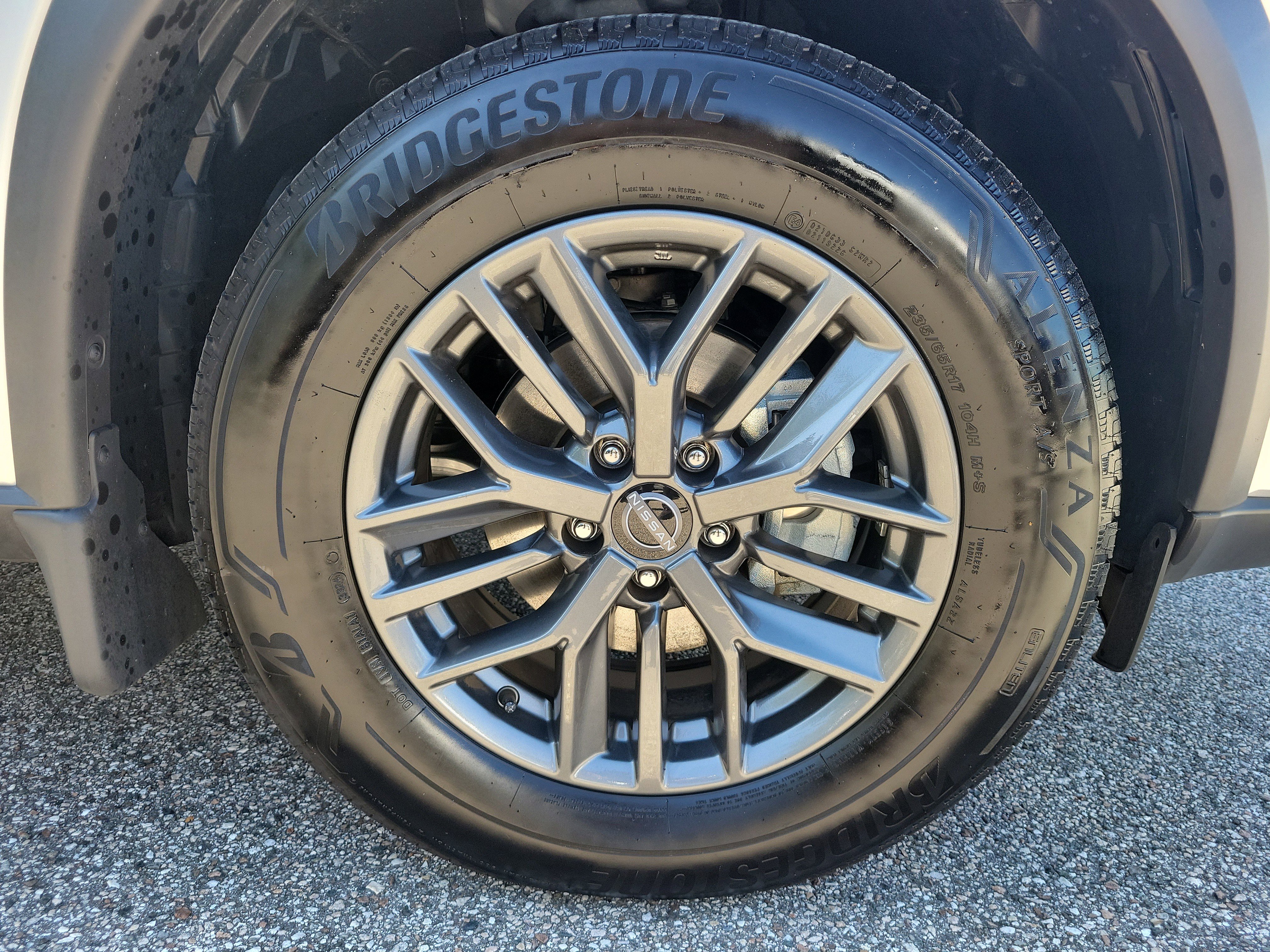 Certified 2025 Nissan Rogue S FWD image 10