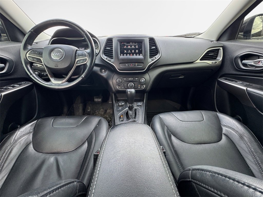 Used 2021 Jeep Cherokee Latitude Lux w/ Sun & Sound Group image 27