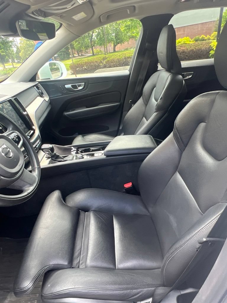 Used 2020 Volvo XC60 T5 Inscription AWD/4WD image 9
