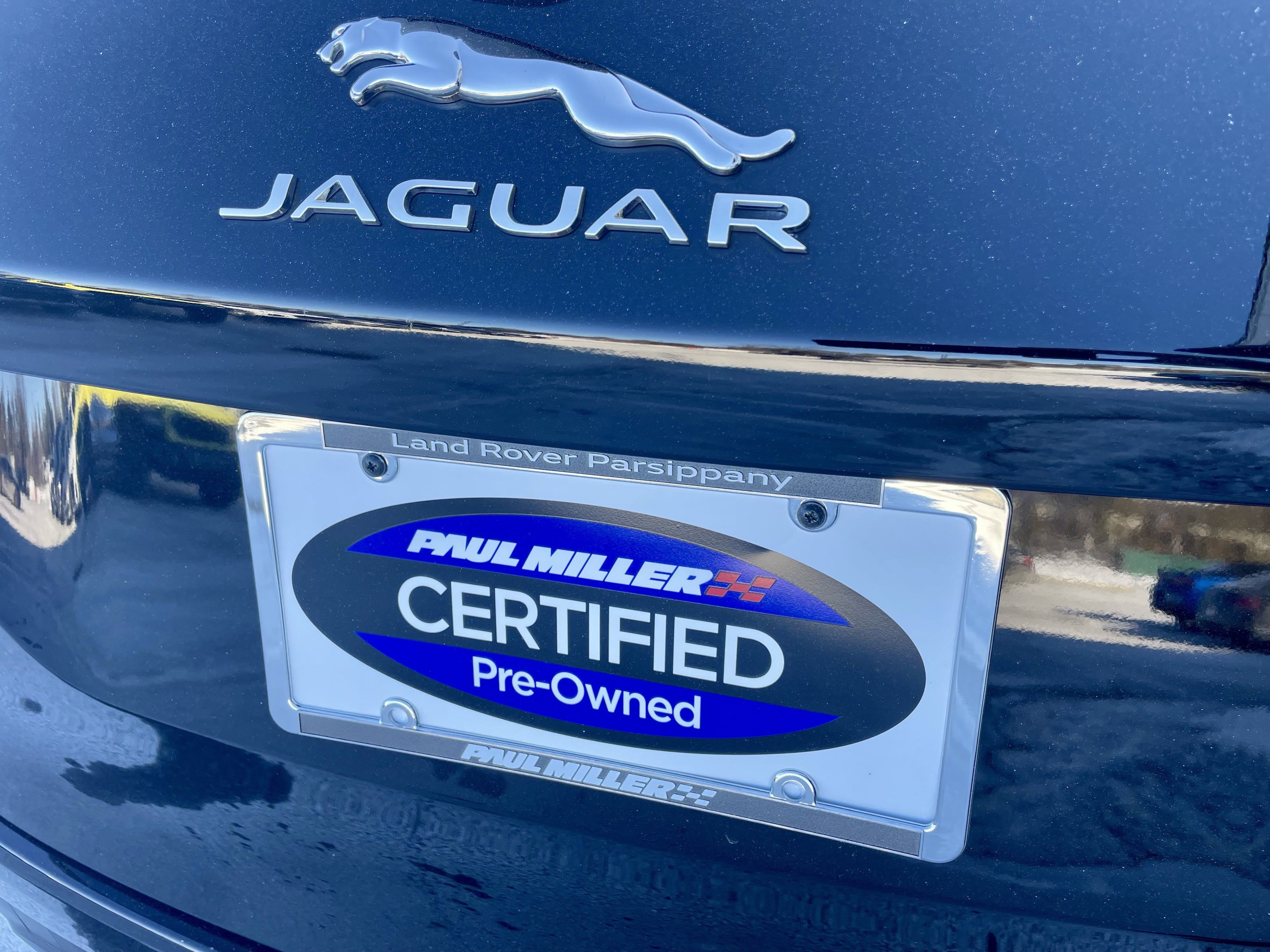 Used 2018 Jaguar F-PACE Premium image 40