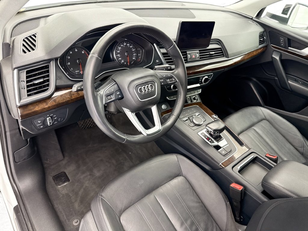 Used 2019 Audi Q5 2.0T Premium w/ Convenience Package AWD/4WD image 9