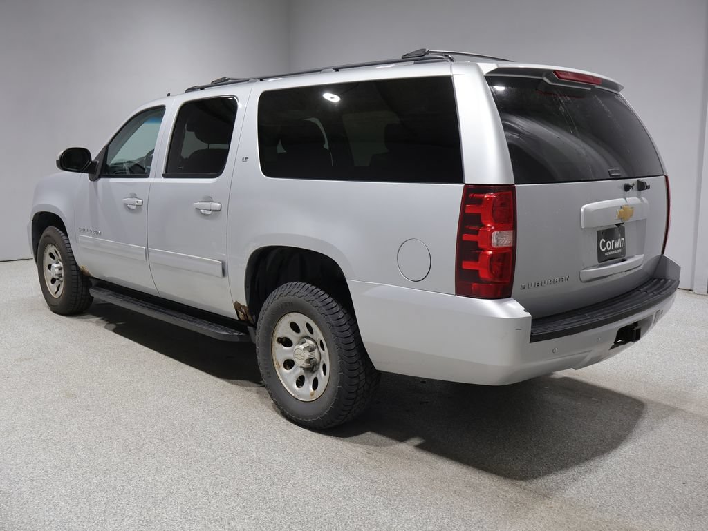 Used 2013 Chevrolet Suburban LT w/ Luxury Package AWD/4WD image 13