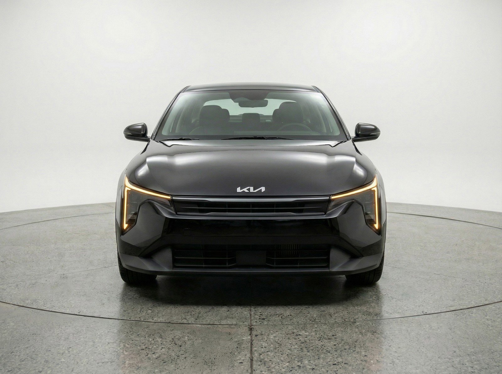 Used 2025 Kia K4 LXS image 2
