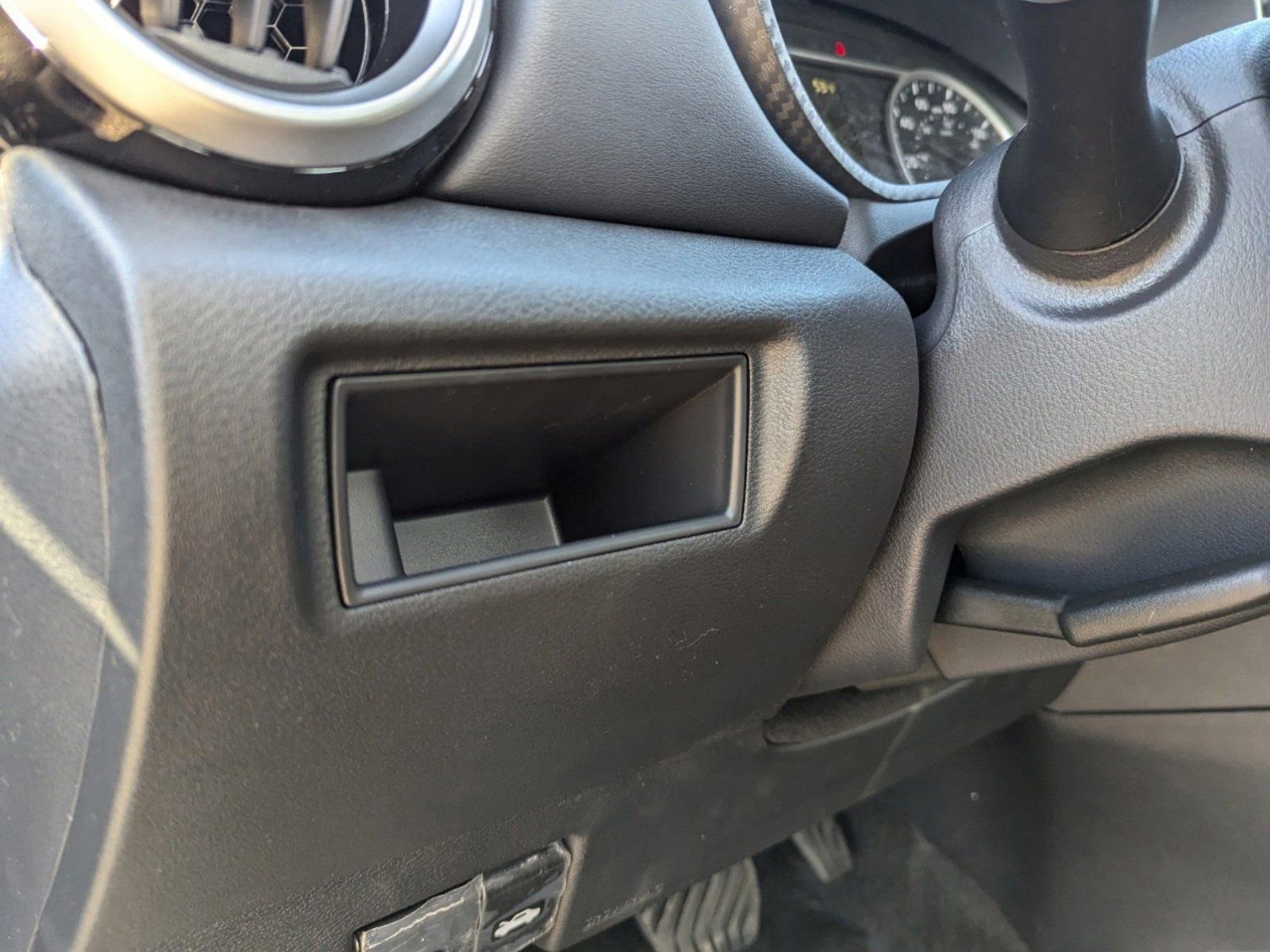 New 2025 Nissan Versa SR w/ Trunk Package FWD image 13