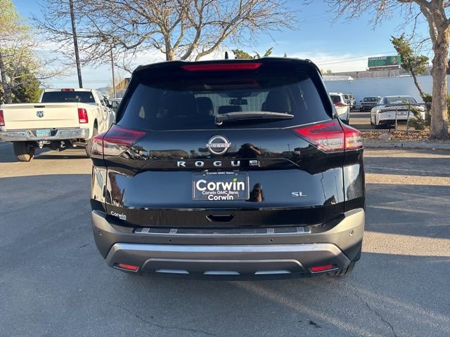 Used 2023 Nissan Rogue SL image 5
