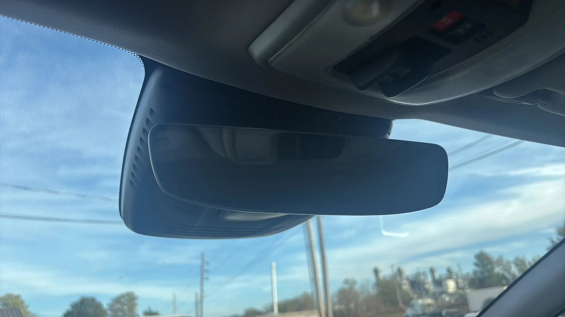 Used 2016 Volvo XC60 T6 Platinum image 6