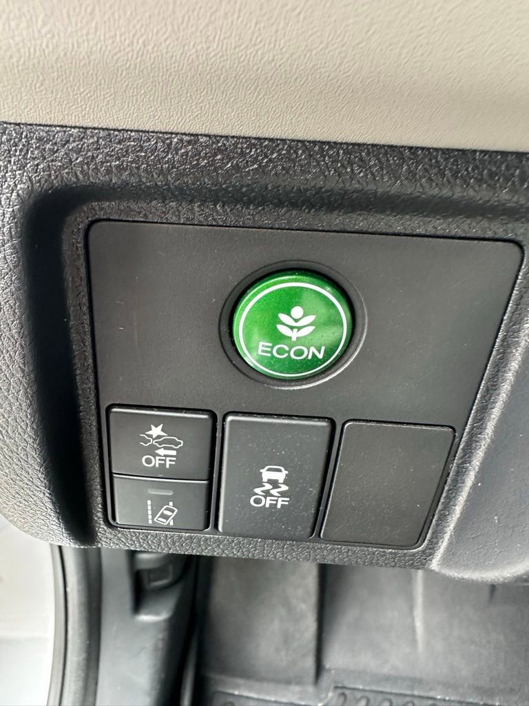 Used 2021 Honda HR-V EX image 28