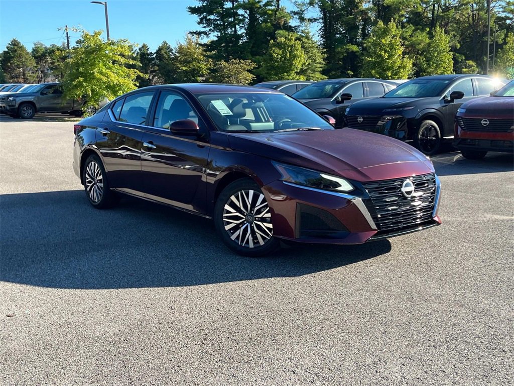 New 2025 Nissan Altima 2.5 SV w/ SV Premium Package image 2