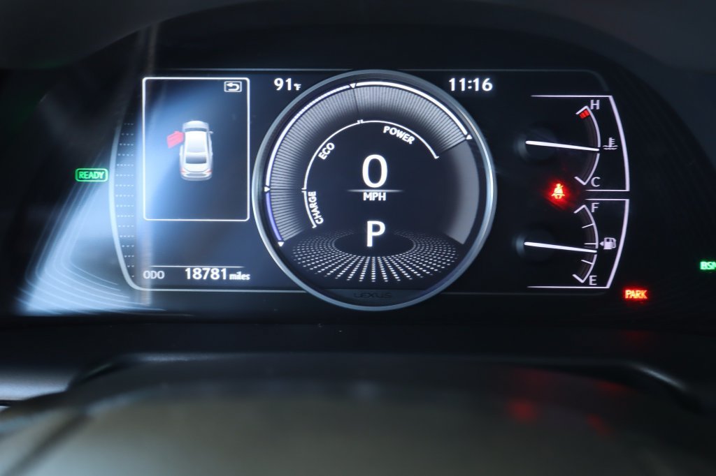 Used 2023 Lexus ES 300h w/ Accessory Package (Z1) FWD image 22