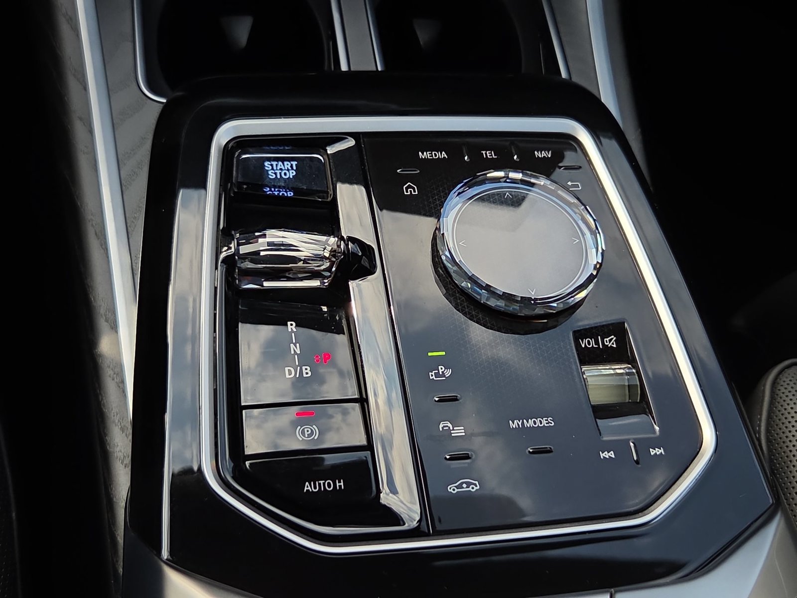 Used 2024 BMW i7 eDrive50 RWD image 16