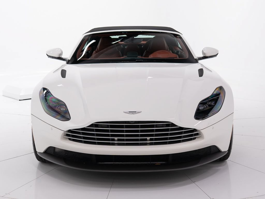 Used 2021 Aston Martin DB11 Volante RWD image 9