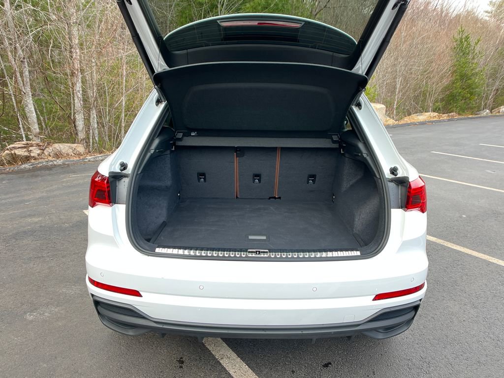 Used 2025 Audi Q3 2.0T Premium image 23