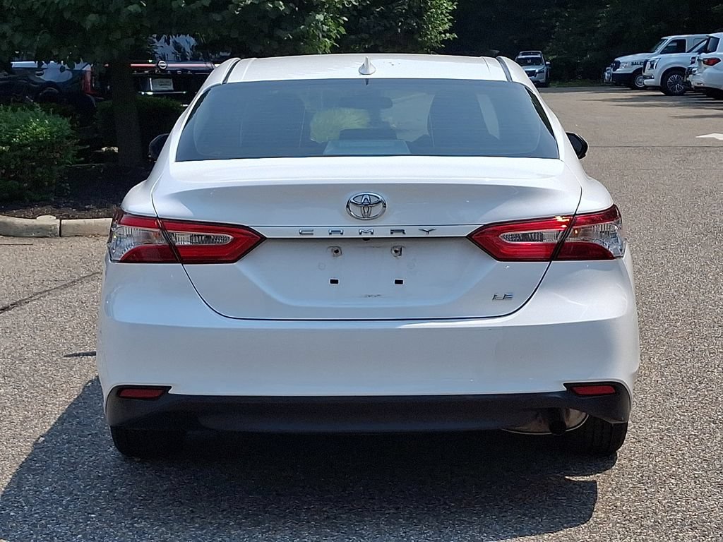 Used 2019 Toyota Camry LE FWD image 7