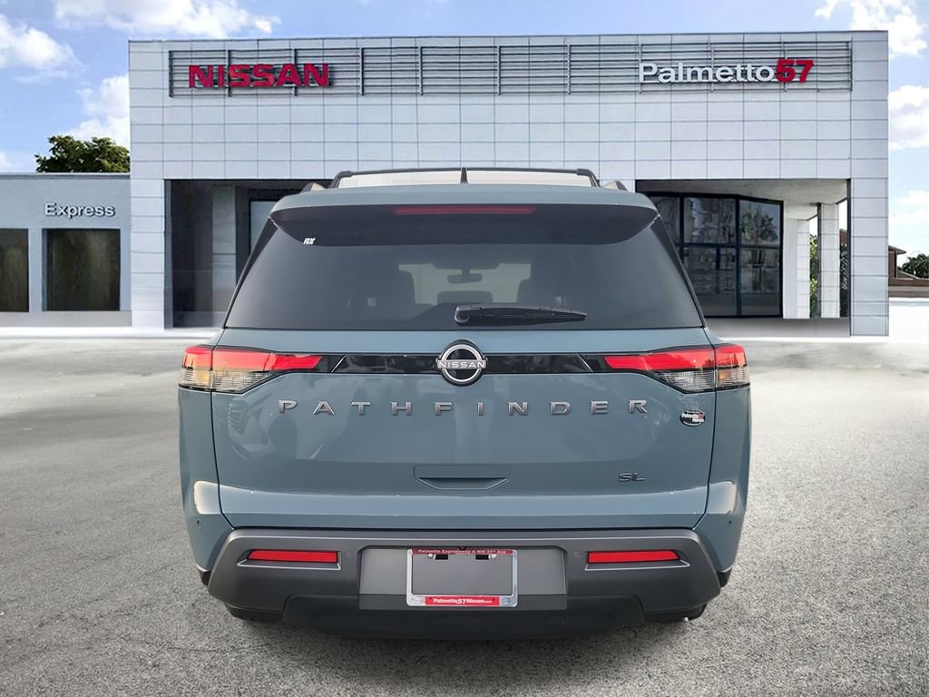 New 2026 Nissan Pathfinder SL image 4