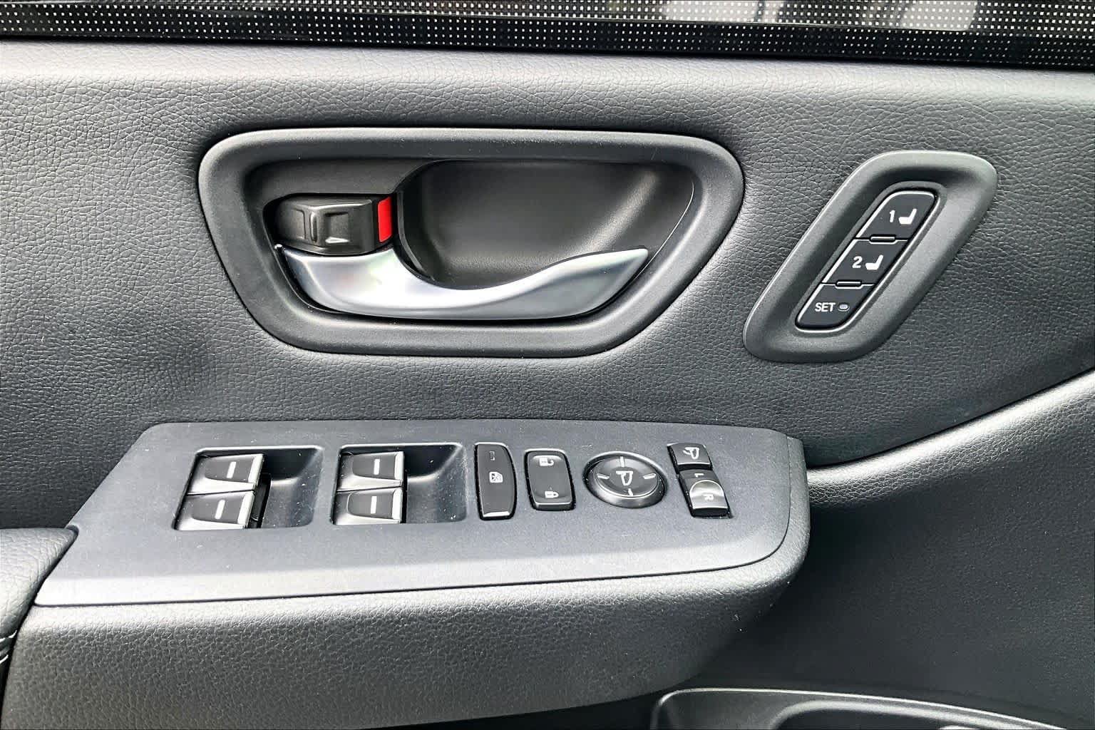 Used 2023 Honda Pilot Elite image 35