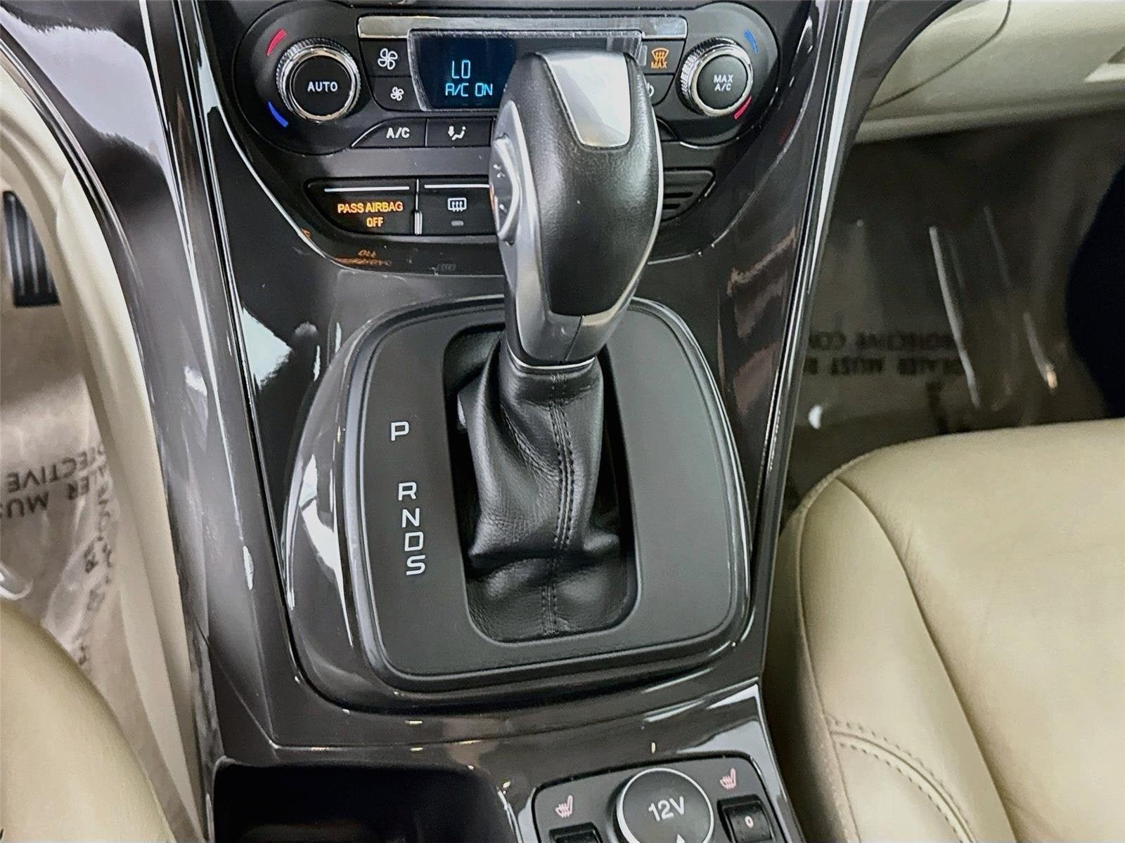 Used 2016 Ford Escape Titanium FWD image 17