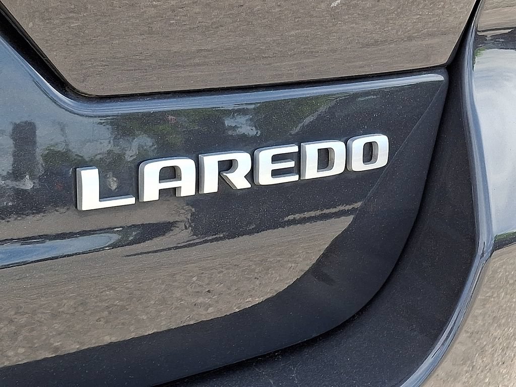 Used 2025 Jeep Grand Cherokee Laredo X AWD/4WD image 30