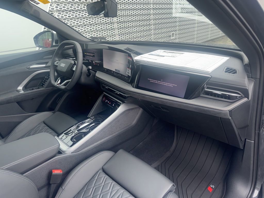 New 2026 Audi SQ5 Premium Plus image 7