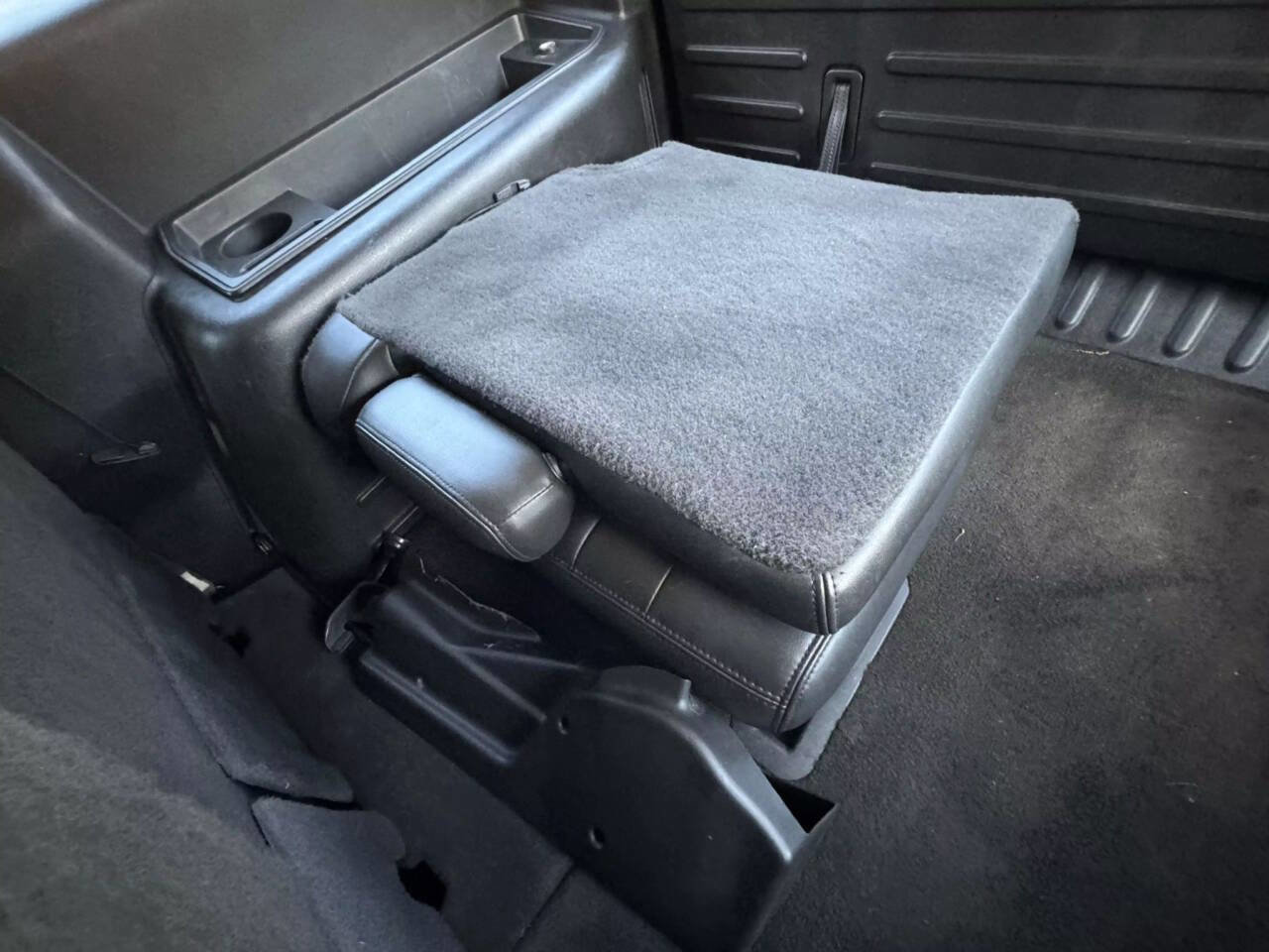 Used 2006 HUMMER H2 Base 4dr SUV 4WD image 31