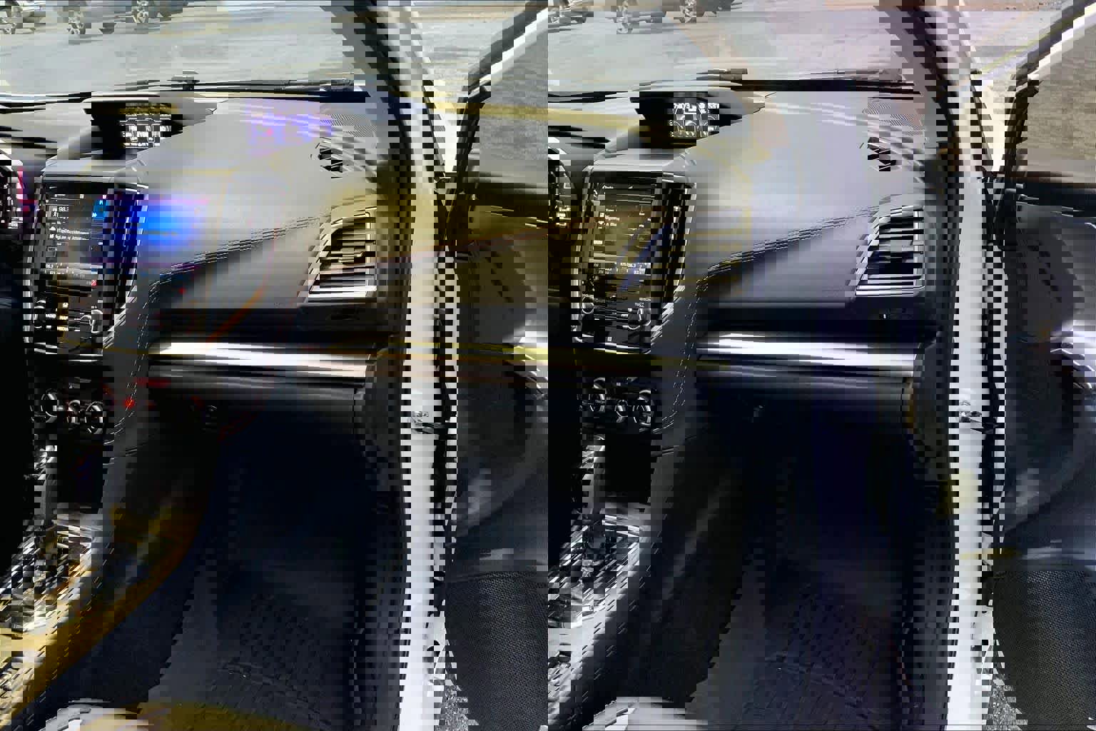 Used 2020 Subaru Crosstrek 2.0i Limited w/ Moonroof Package w/Navigation image 18