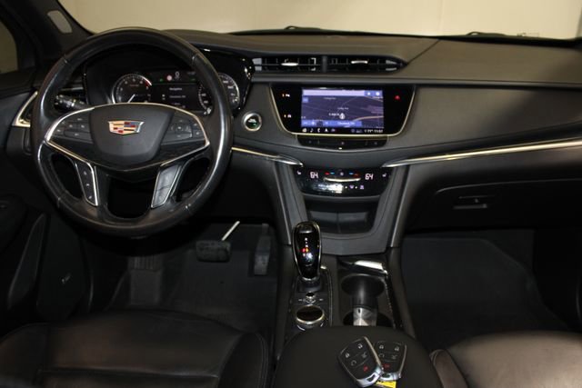 Used 2020 Cadillac XT5 Premium Luxury w/ LPO, Floor Liner Package AWD/4WD image 11