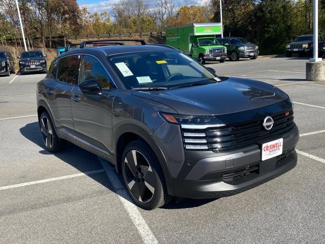 New 2026 Nissan Kicks SR AWD/4WD image 2