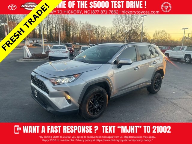 Used 2019 Toyota RAV4 XLE w/ Convenience Package image 1