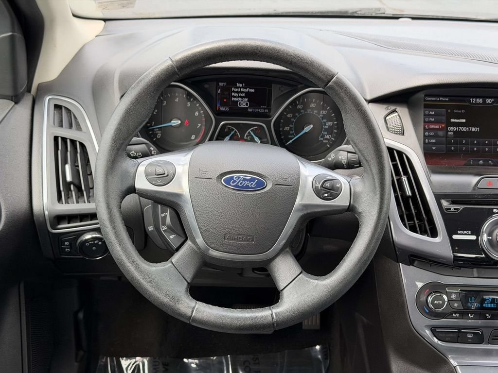Used 2014 Ford Focus Titanium FWD image 21