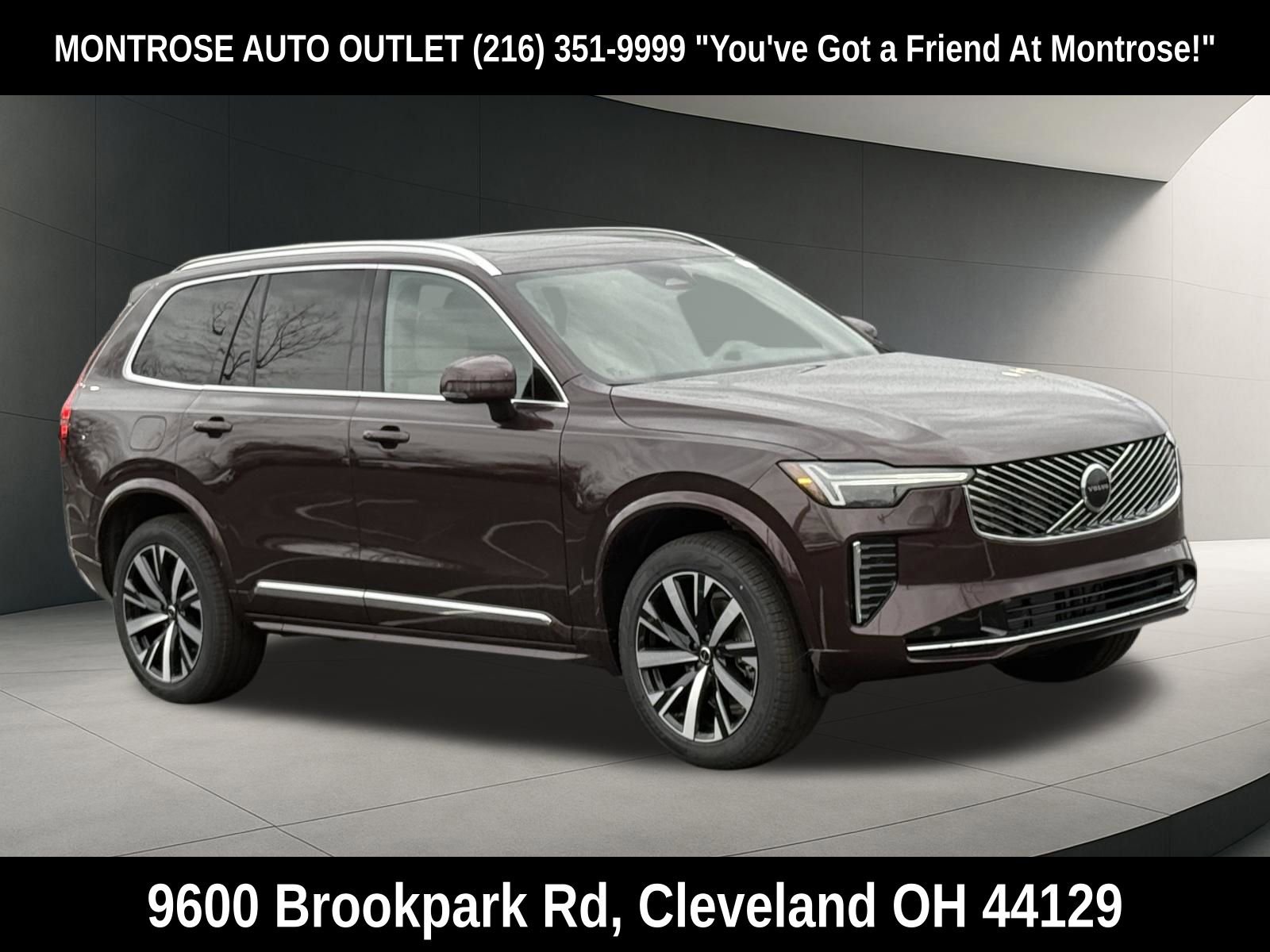 New 2026 Volvo XC90 B5 Plus w/ Protection Package Premier image 7