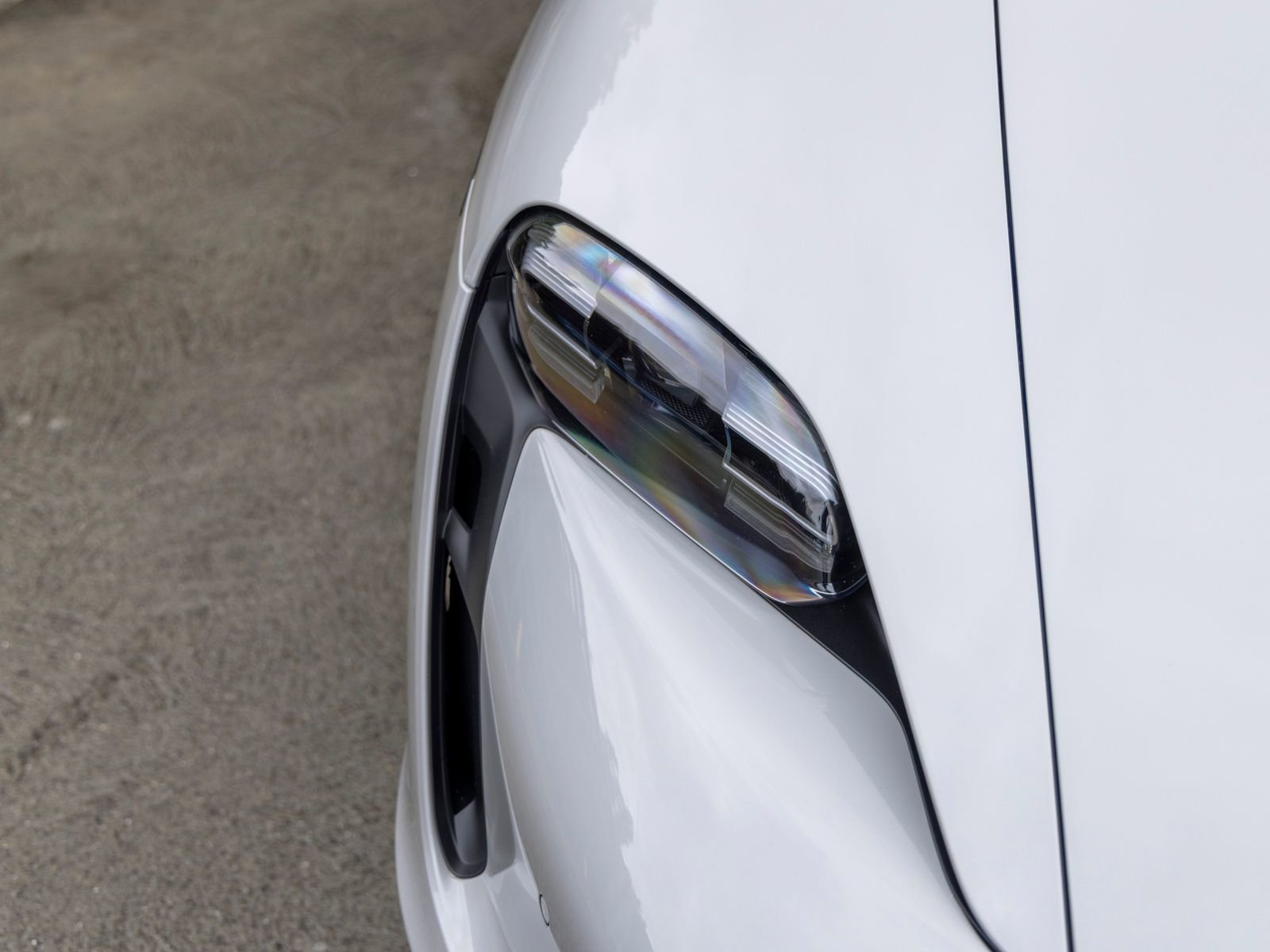 Certified 2022 Porsche Taycan 4S AWD/4WD image 14