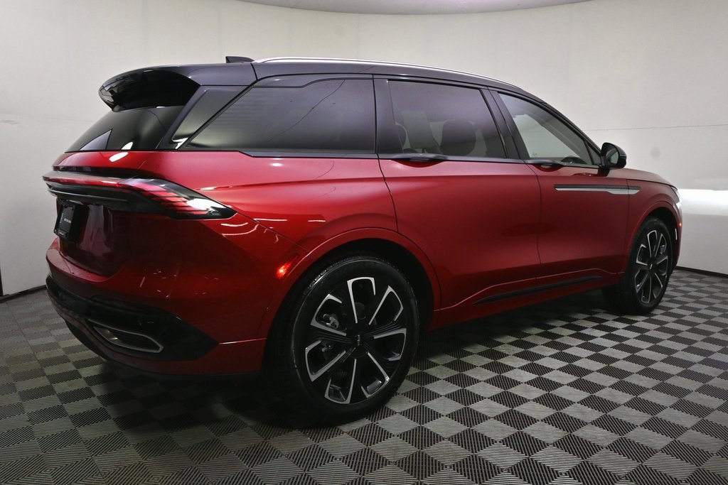 New 2026 Lincoln Nautilus Reserve image 7