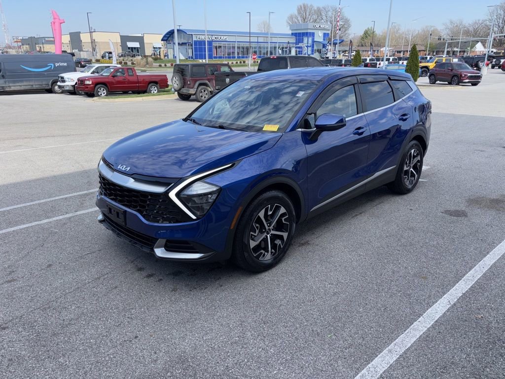 Used 2023 Kia Sportage EX FWD image 1
