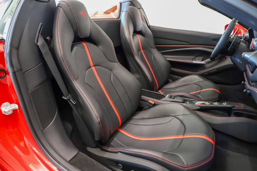 Certified 2022 Ferrari F8 Tributo RWD image 15