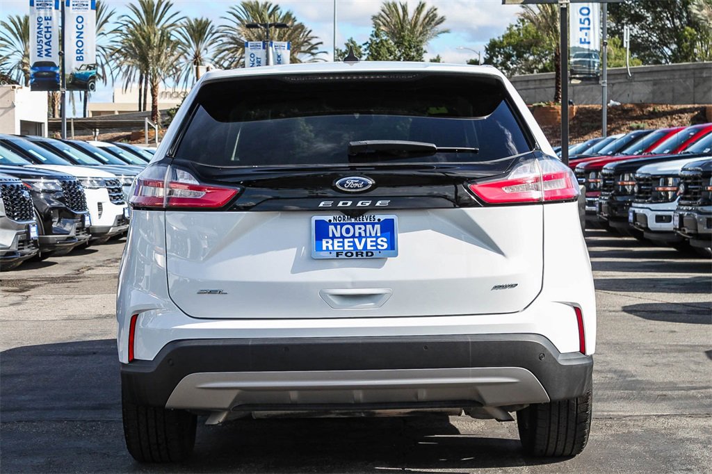 Used 2024 Ford Edge SEL image 8