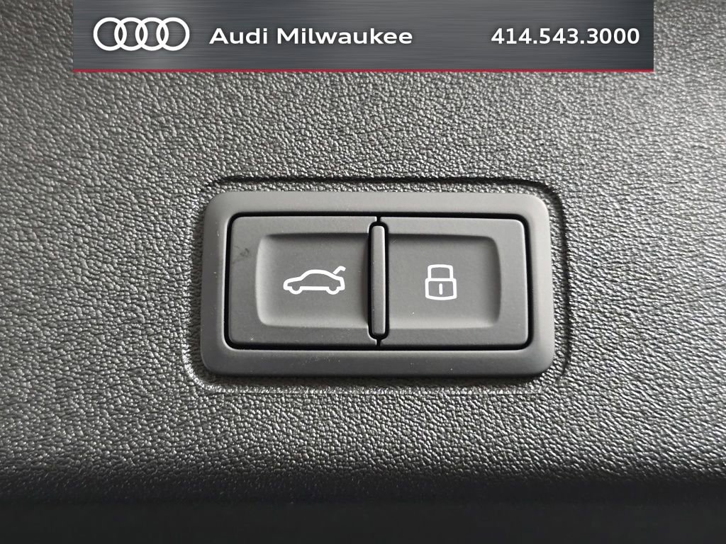 New 2026 Audi Q3 quattro 2.0T AWD/4WD image 10