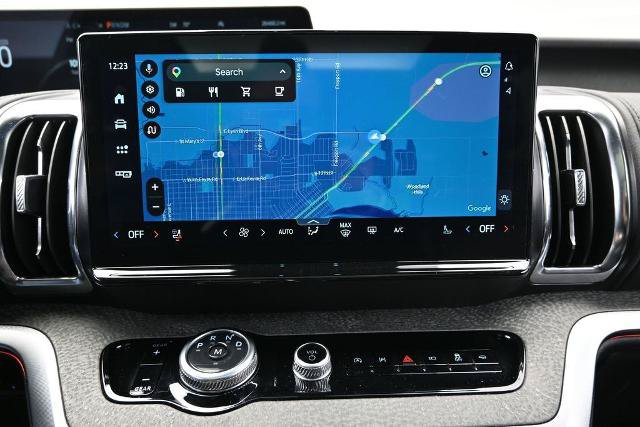 Certified 2025 Ford Expedition Tremor AWD/4WD image 32