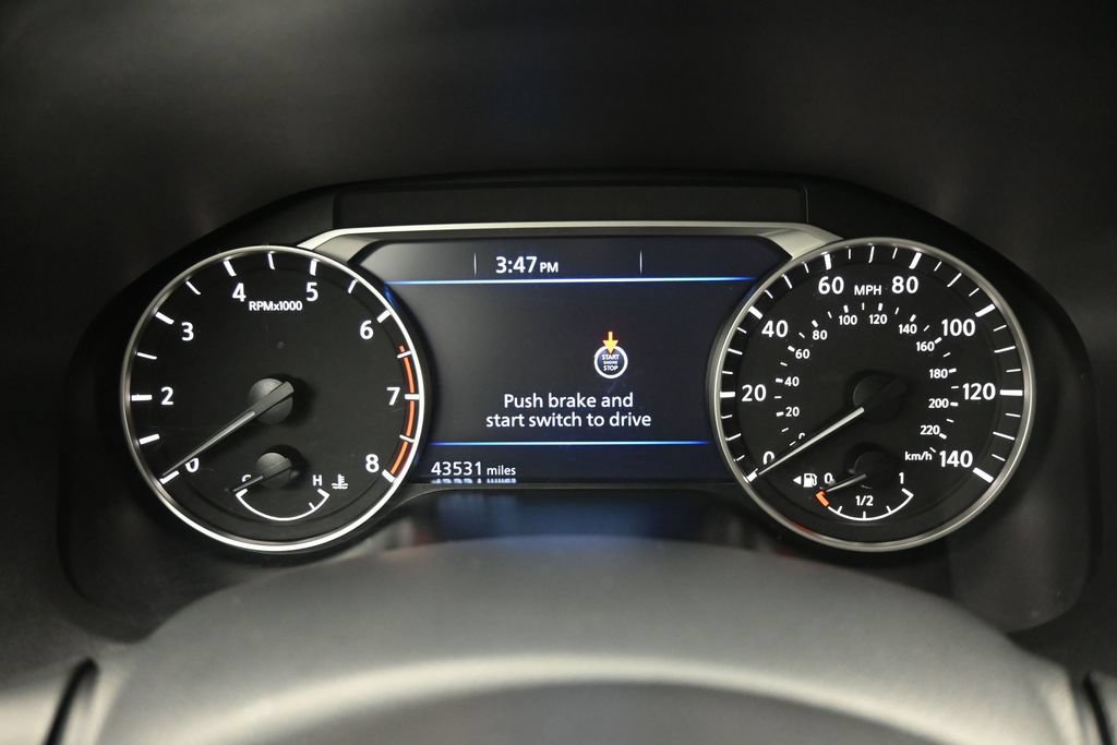 Used 2025 Nissan Altima 2.5 SR FWD image 13