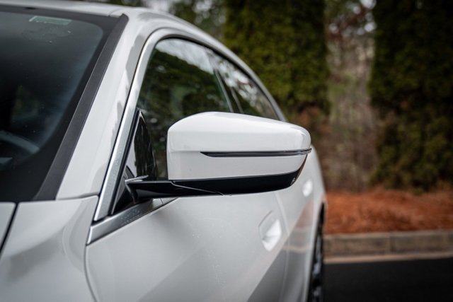 Used 2023 BMW i4 eDrive35 image 22