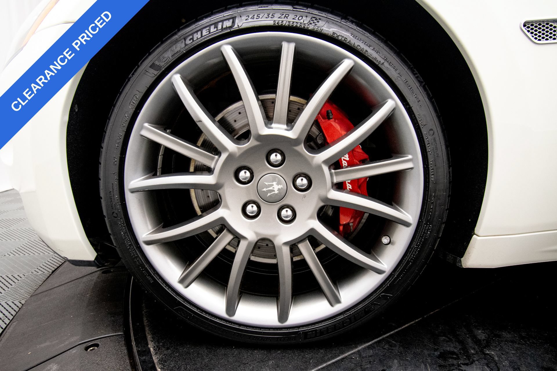Used 2013 Maserati GranTurismo Convertible RWD image 38