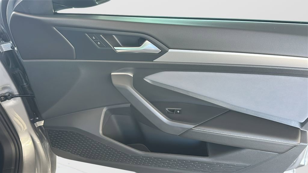 New 2026 Volkswagen Jetta SE image 15