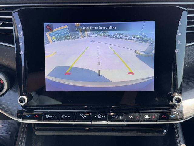 Used 2024 Jeep Wagoneer Series II w/ Flexible Seating Group image 30