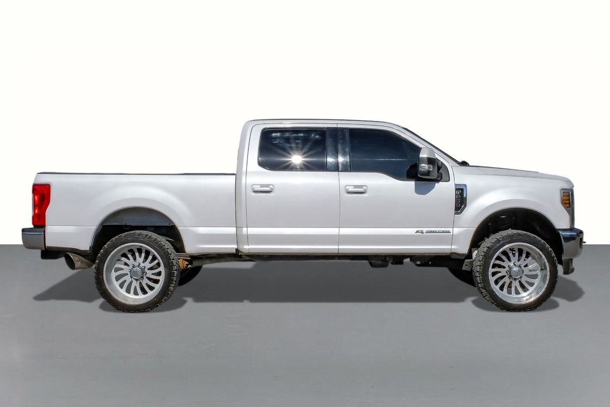 Used 2019 Ford F250 Lariat w/ Lariat Value Package image 5