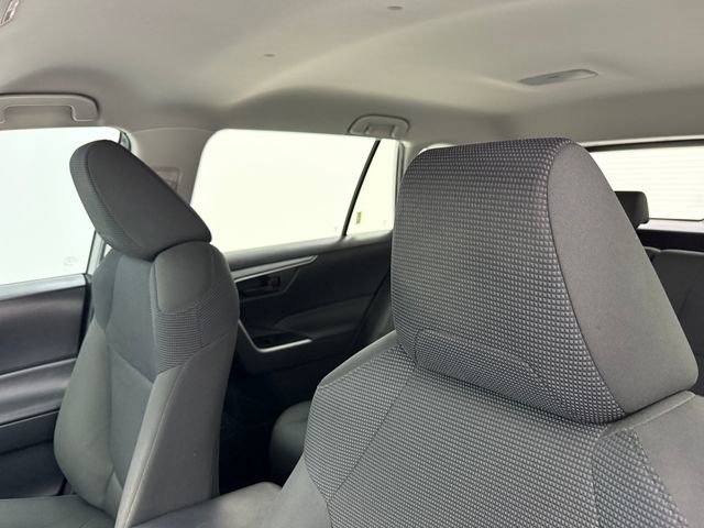 Used 2022 Toyota RAV4 LE FWD image 24