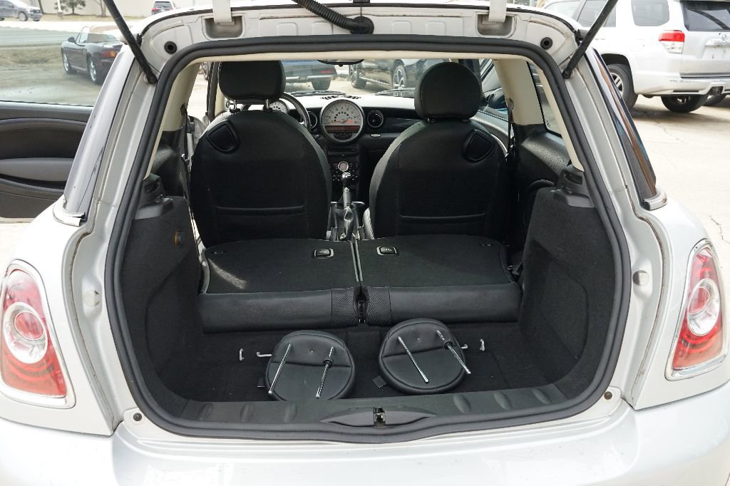 Used 2011 MINI Cooper S image 13